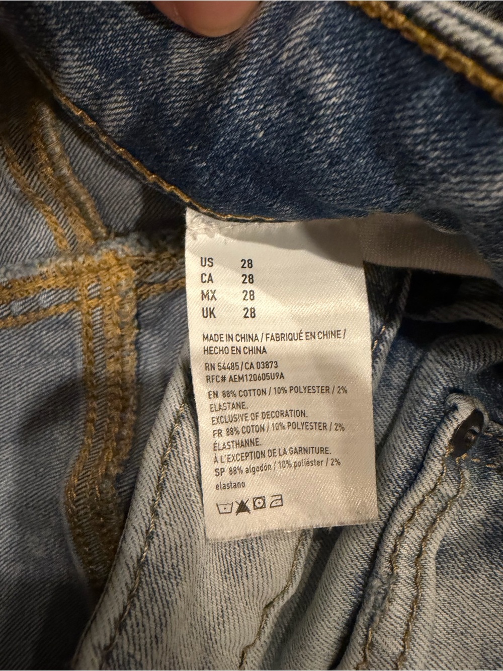 American Eagle Outfitters Light Blue Distressed Denim Shorts - Picture 4 of 4